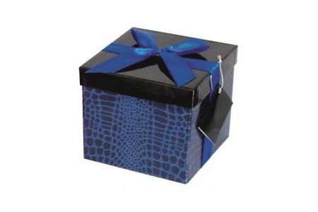 Dárková krabička skládací s mašlí S 12x12x12 cm modrá