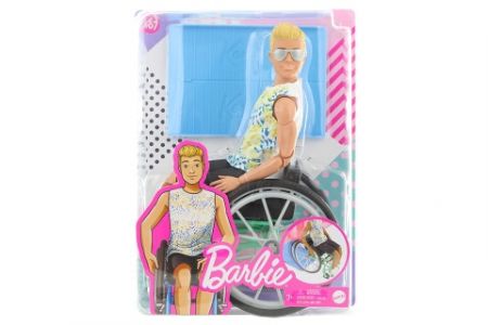 Barbie Model Ken na invalidním vozíku GWX93