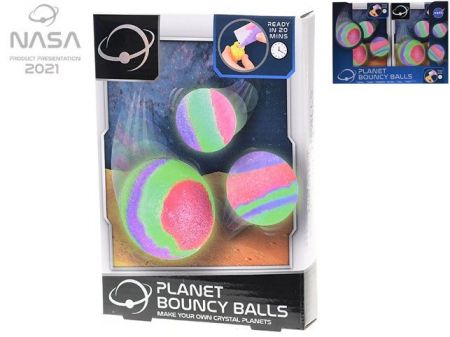 NASA modeláž vlastních planet - míčky v krabičce