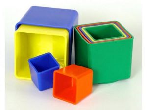 Pyramida kubus II plastová