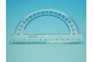 KOH-I-NOOR Úhloměr 180/125 746251 transparentní pro leváky