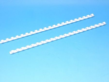 Hřeben 8 bílý pro kroužk.vazbu