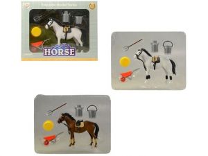 Kůň s příslušenstvím, 29 x 23 x 6 cm