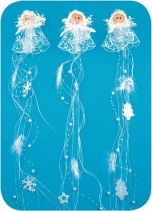 Anděl závěsný sněhobílý se stuhami 60cm