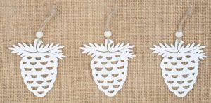 Šiška dřevěná bílá 6 cm 3ks, na zavěšení