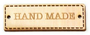 Dřevěný výřez visačka HAND MADE, 6 x 2 cm