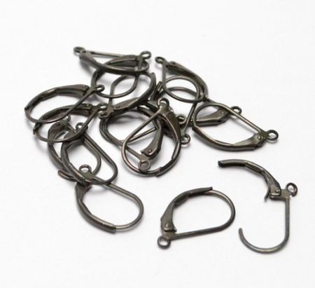 Náušnice uzavřená, 4 ks v balení, černá