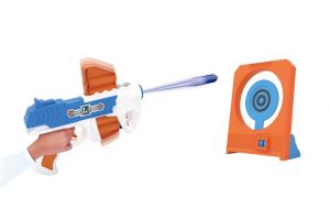 Pistole s pěnovými náboji a terčem 21 cm