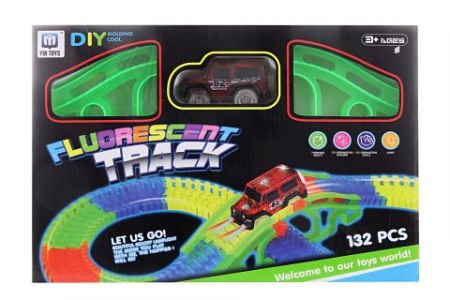 Dráha s autíčkem na baterie