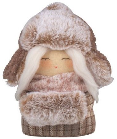 Děvčátko s ušankou na postavení hnědá 15 x 22 cm