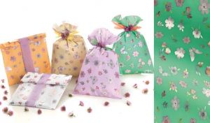 Sáček celofan 16x25 cm Květy zelený