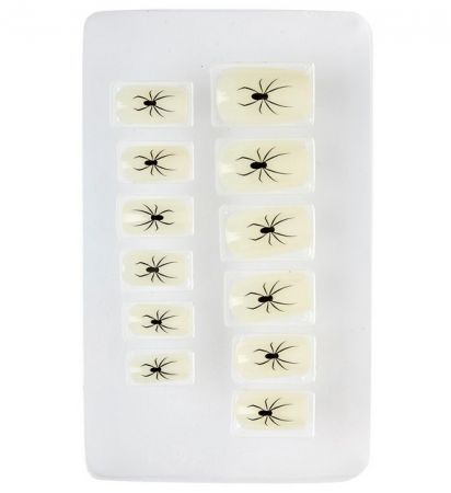 Nehty svítící ve tmě čarodějnické