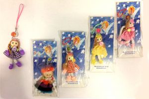 Přívěšek panenka