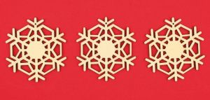 Dřevěná vločka závěsná 8 cm, 3 ks