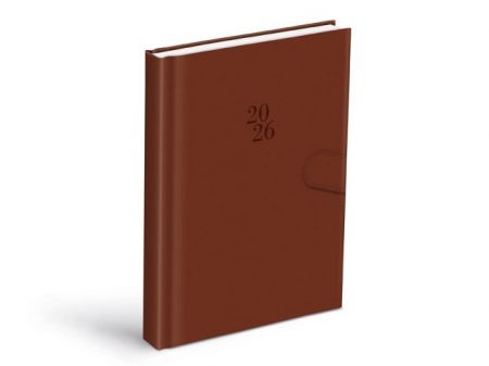Diář denní D801 PU brown s magnetem 2026 / 20,5cm x 14cm / 7781458