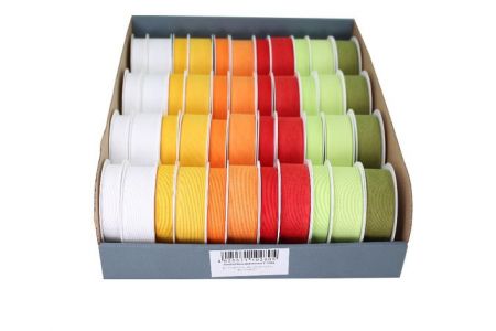 Atlasová stuha na špulce 44 ks světlé