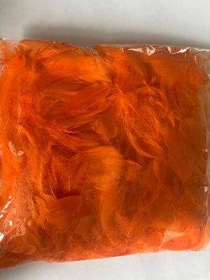 Peří barevné 10g oranžové