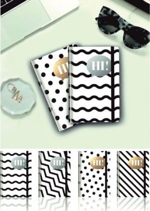 Bezdatumový diář HI Collection Diář 135x195 mm linka