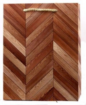 Taška dárková 826 S 250g Wood 230x180x120mm