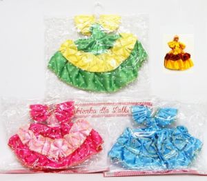 Slavnostní šaty pro panenky