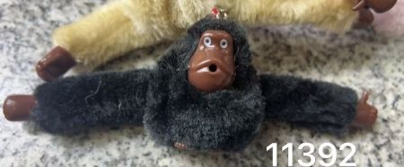 Klíčenka opice černá 8 cm