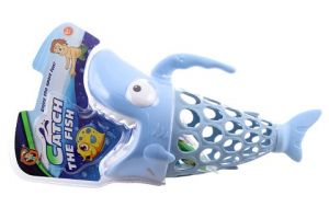 Chytání rybiček žralok