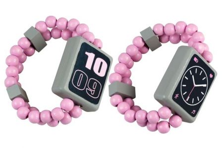 Hodinky náramkové dřevěné oboustranné růžové na kartě