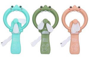 Ruční větráček dino 18 cm