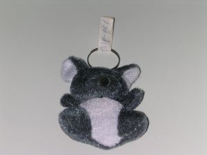 Figurka s přívěskem panenka