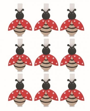 Beruška dřevěná 3 x 3,5 x 0,3 cm na kolíčku, 6 ks v sáčku