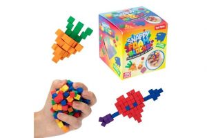 Stavebnice mini kostičky pěnové samolepící v krabičce 8x8x8cm