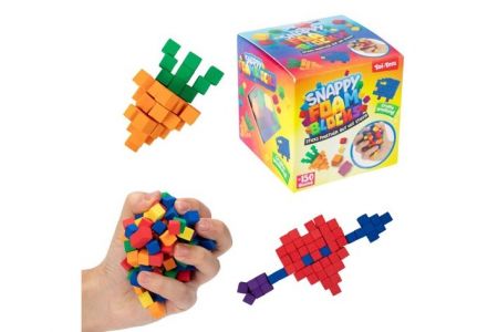 Stavebnice mini kostičky pěnové samolepící v krabičce 8x8x8cm