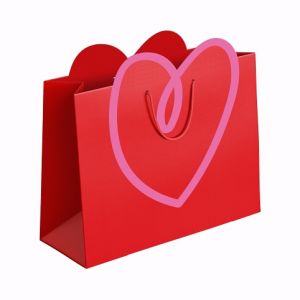 ALBI Dárková taška horizontální velká - S výsekem srdce (32,4 × 12,7 × 26 cm)