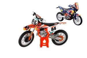 Motorka Bburago 1:18 Red Bull Race 11cm kov/plast 2 druhy v krabičce 17x11x7cm