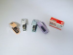 Sešívačka 0980 pastelová mix