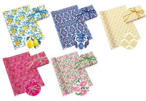 Balicí papír PAW Květy 0,7 x 2 m