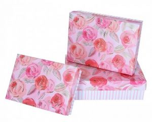 Dárková  krabička s  květinovým motivem velká