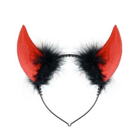 Rohy čerta s peřím