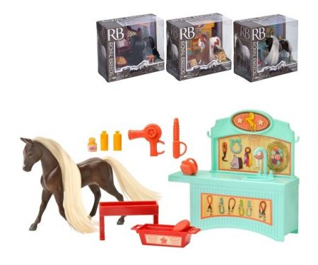 Royal Breeds Výstavní koníci, 3 druhy