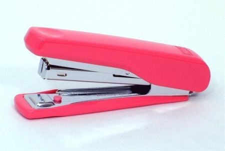 Sešívačka "HD-10D", růžová, No. 10, 16 listů, MAX