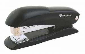 Sešívačka "Half-Strip", černá, 24/6, na 25 listů, VICTORIA