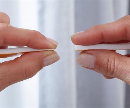 Pěnové těsnění "tesamoll® 5452", 9 mm x 10 m, TESA