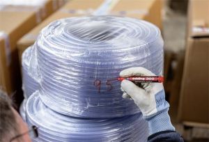 Permanentní popisovač "300", červená, 1,5-3mm, kuželový hrot, EDDING