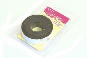 Magnetická samolepicí páska černá 20 mm, 3 m.