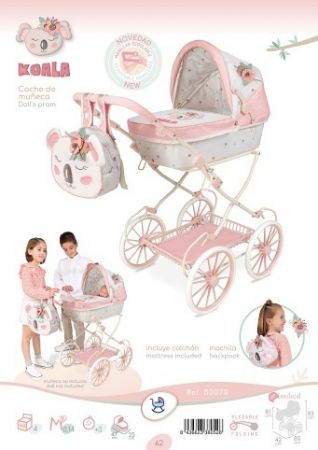 DeCuevas 80079A Skládací kočárek pro panenky s batůžkem KOALA 2025 - 81 cm
