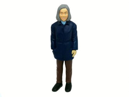 Figurka muž v bundě 12,6 cm