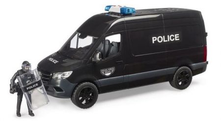 Bruder MB Sprinter s policistou těžkooděncem