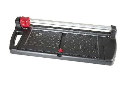 Rotační řezačka M+R 6832, A4, plast, černá