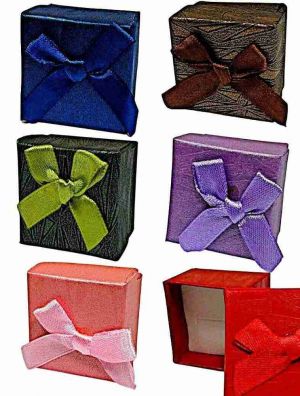Dárková krabička na prsten s mašličkou, mix barev, 4 × 4 × 2,5 cm