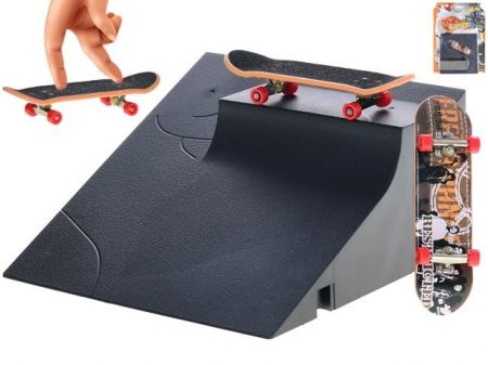 Skateboard 9,5cm kov s rampou